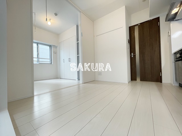 居室・リビング　開放感のあるゆったりとしたお部屋です♪