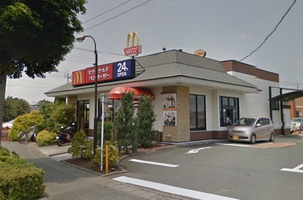 飲食店　マクドナルド 浜松西インター店（飲食店）まで800m