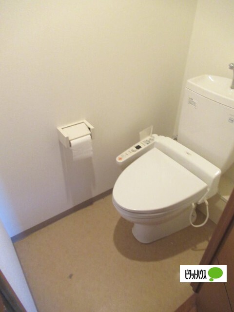 クリオ新杉田駅前のトイレ写真