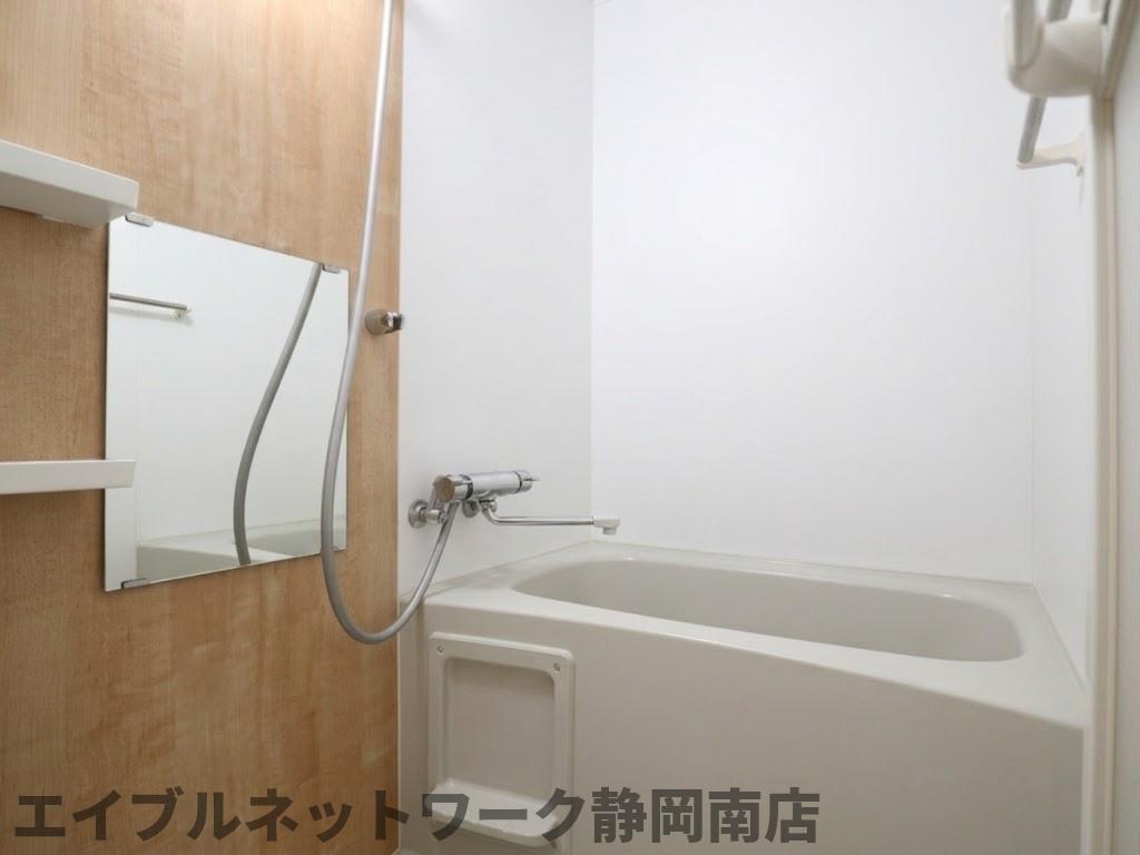 バス・シャワールーム　同イメージ
