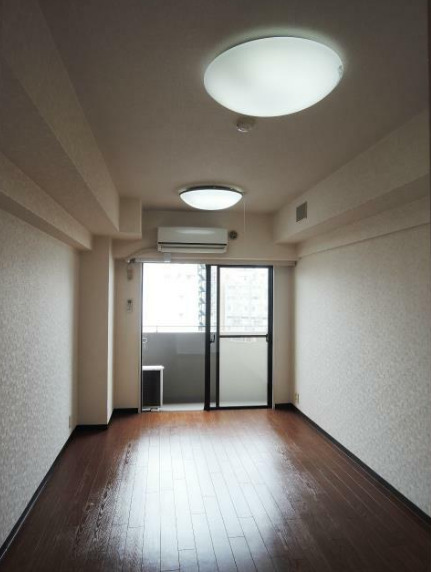 居室・リビング　7.5帖のお部屋です。