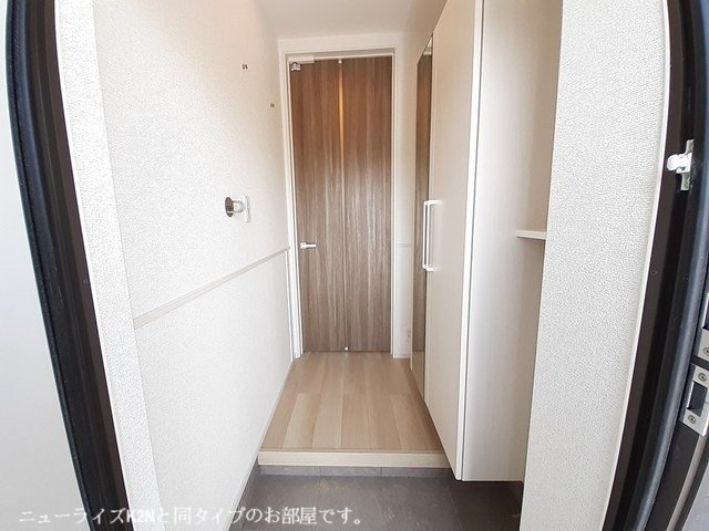 玄関　シンプルで使いやすい玄関です