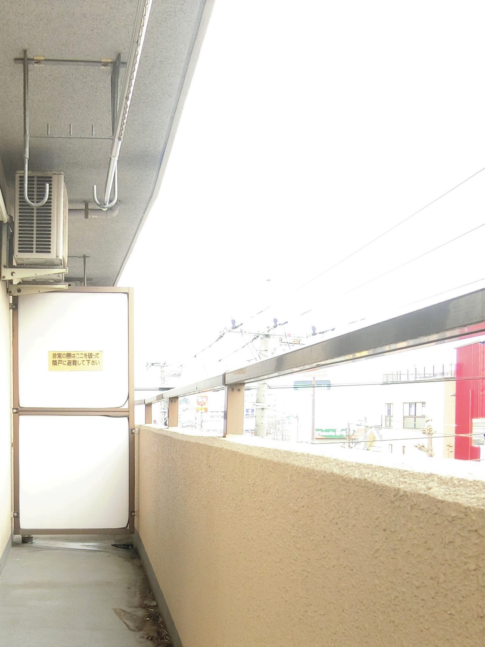 東急東横線 武蔵小杉駅 バス乗車時間：20分 最寄りバス停で下車 徒歩2分 5階建 築40年の内装写真