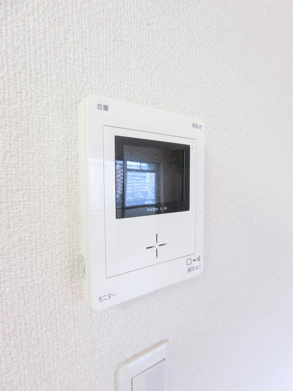 東急東横線 武蔵小杉駅 バス乗車時間：20分 最寄りバス停で下車 徒歩2分 5階建 築40年のその他写真
