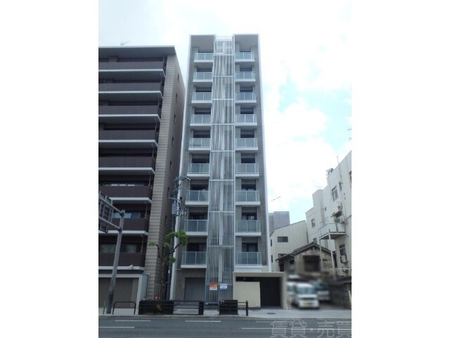 大阪市天王寺区大道のマンションの建物外観