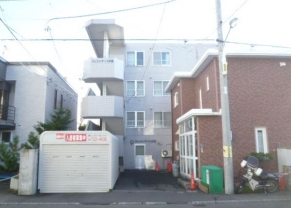 札幌市中央区南十八条西のマンションの建物外観