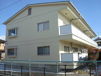 松本市両島のマンションの建物外観
