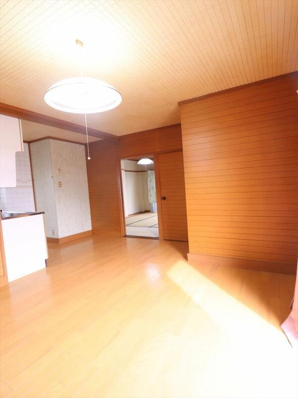 居室・リビング　６．５帖のリビング