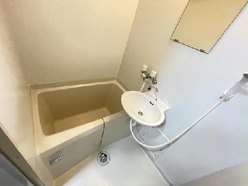 バス・シャワールーム　設備・仕様は号室により異なる為、現況を優先致します。