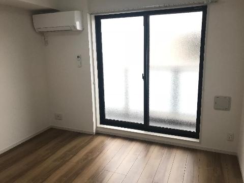 居室・リビング　室内