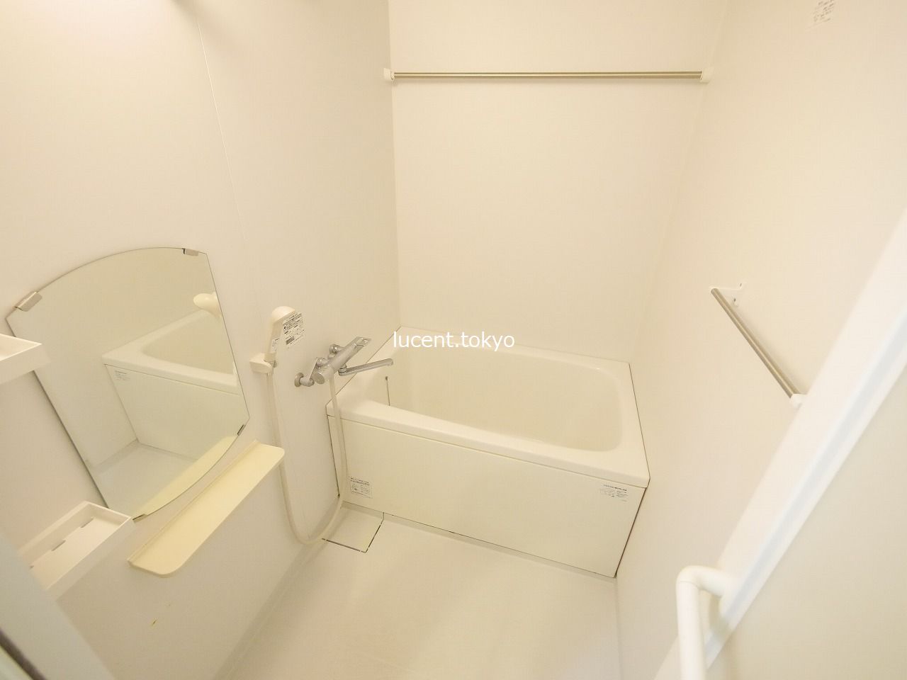 バス・シャワールーム　同建物内参考写真