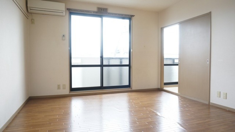 居室・リビング　図面と現状に相違がある場合には現状を優先