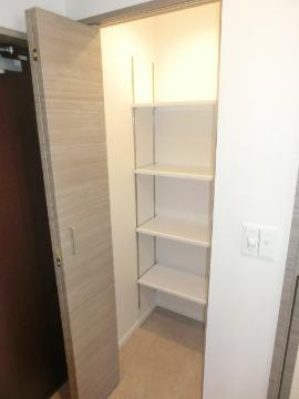 メープルスクエア心斎橋　収納　シューズクローク