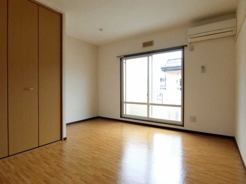 居室・リビング　図面と現状に相違がある場合には現状を優先