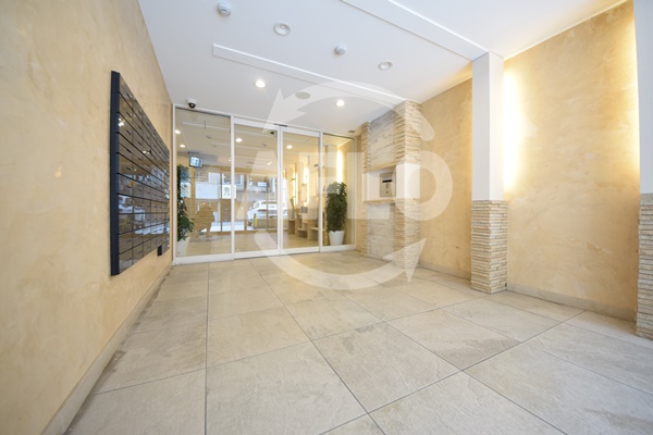 エントランス　ラクラス長堀橋　エントランス