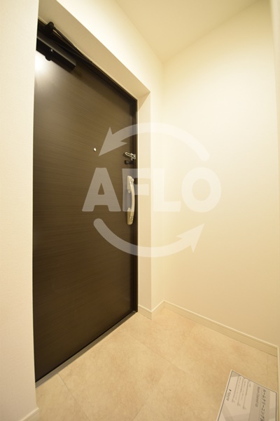 玄関　ラクラス長堀橋　玄関