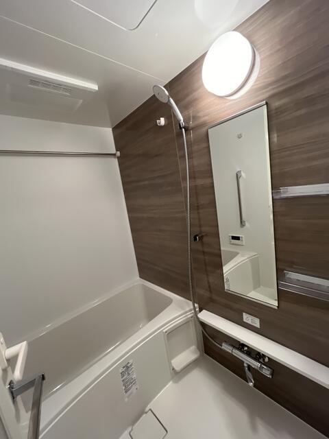 バス・シャワールーム　?