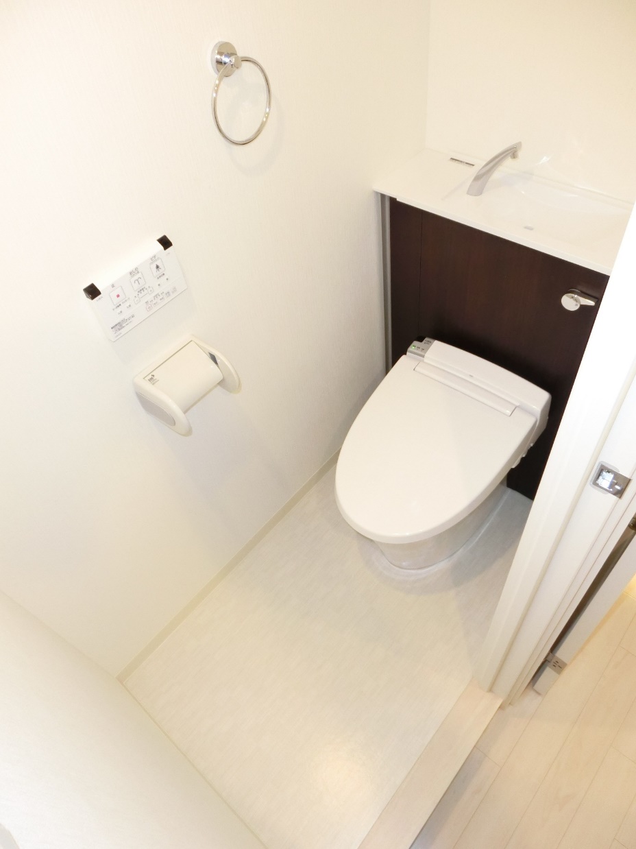 トイレ　☆ウォシュレット付き☆