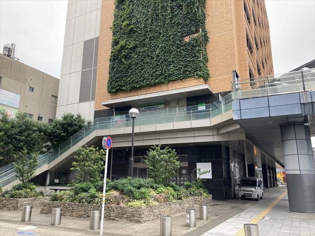 コンビニ　ファミリーマート岐阜駅前店（コンビニ）まで602m