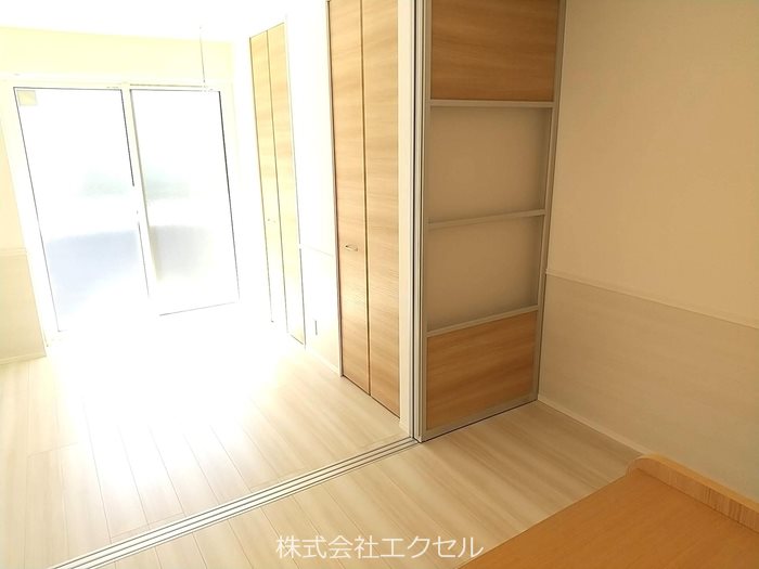 その他部屋・スペース　フローリングの室内です。