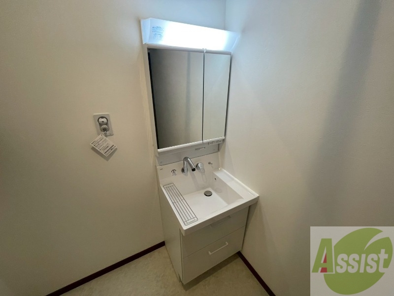 洗面設備　シャンプードレッサーで身支度もラクラクです！