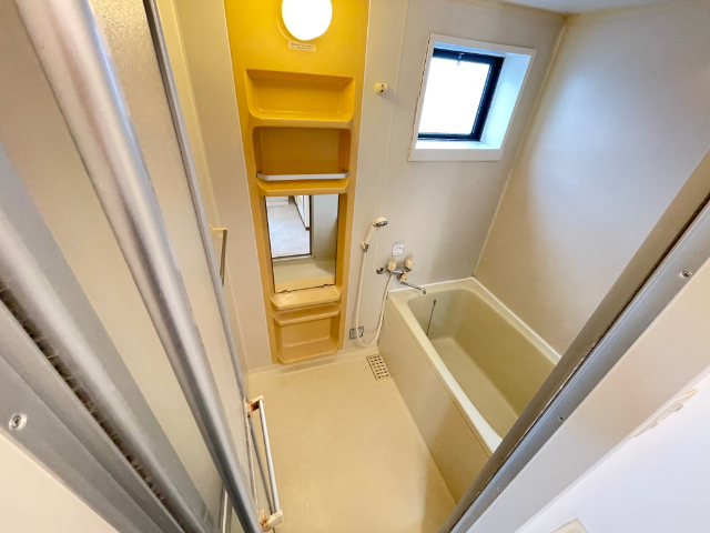 バス・シャワールーム　浴室です