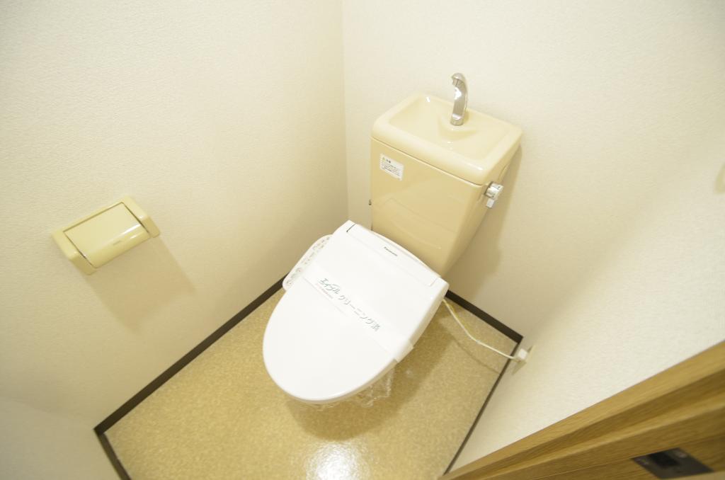 トイレ　シャワー付トイレ