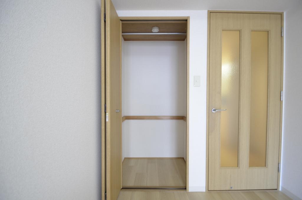 収納　クローゼット