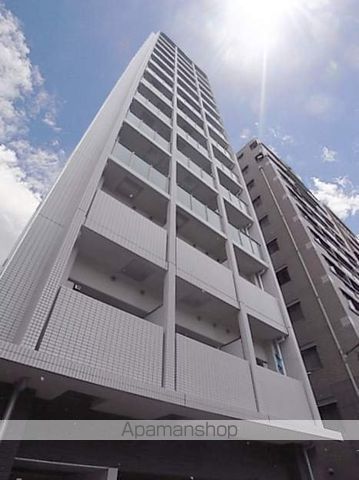 1K Mansion in Chuo-ku, Osaka - Image 1