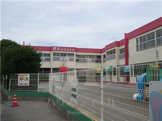 幼稚園・保育園　里幼稚園（幼稚園・保育園）まで430m