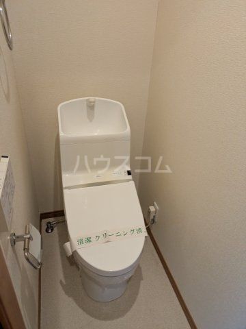 ラ・ヴィール杉田のトイレ写真