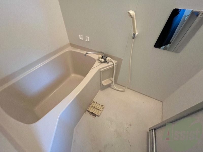 バス・シャワールーム　疲れた時はゆっくり湯船につかってみてはいかがでしょうか。