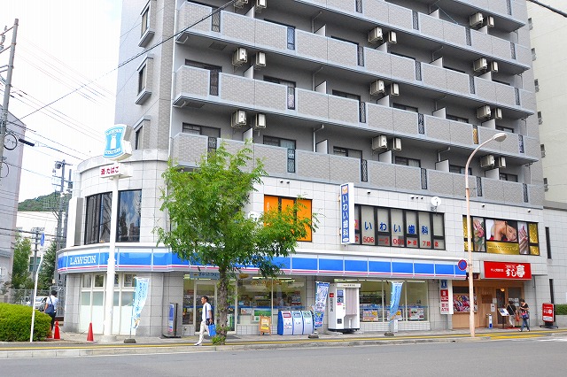 コンビニ　ローソン広島光町店（コンビニ）まで30m