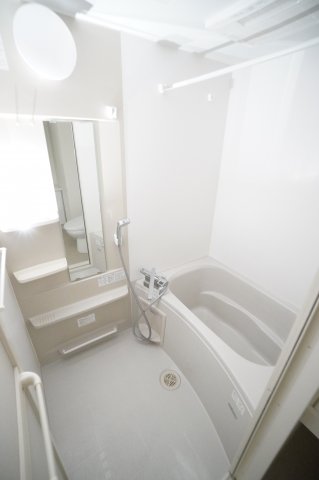 バス・シャワールーム　※同物件・同タイプの写真です。