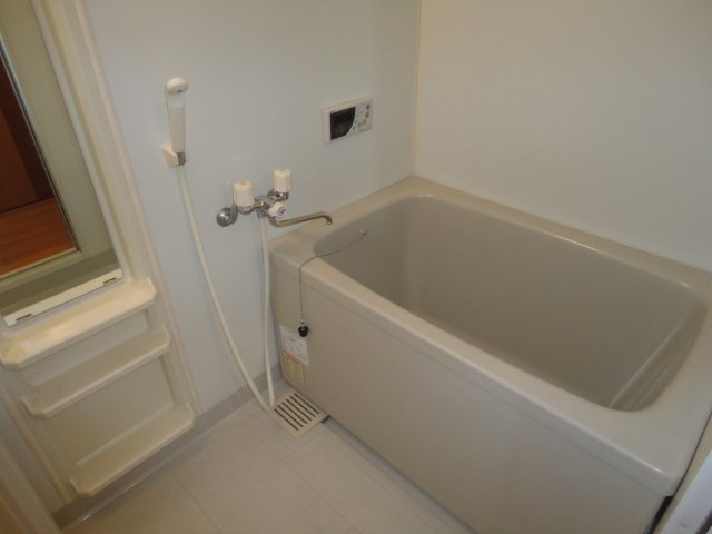 バス・シャワールーム　バス