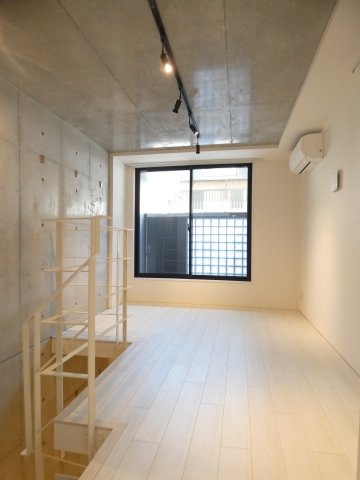 居室・リビング　居室