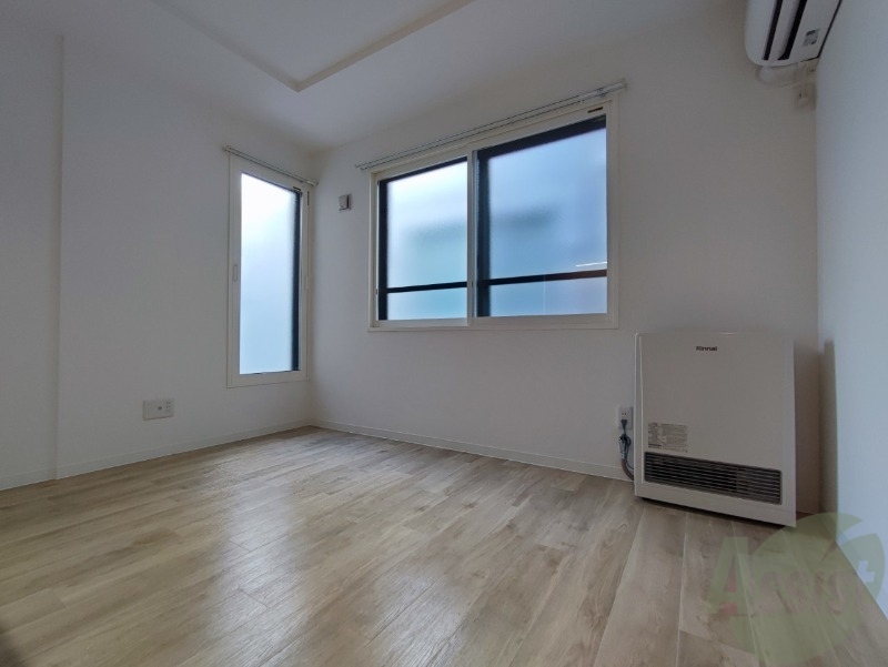 居室・リビング　広くてきれいなリビングです！快適に過ごせそうですね。