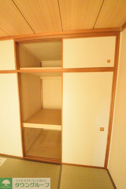 収納　高さ奥行きのある収納