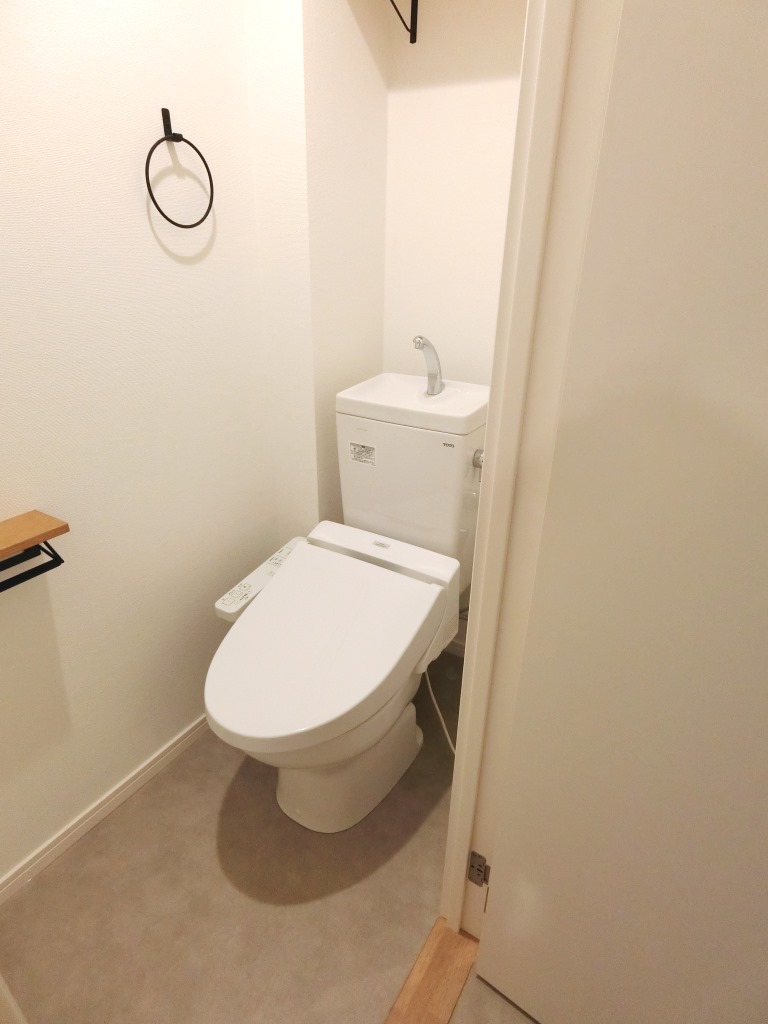 トイレ　＊別室参考