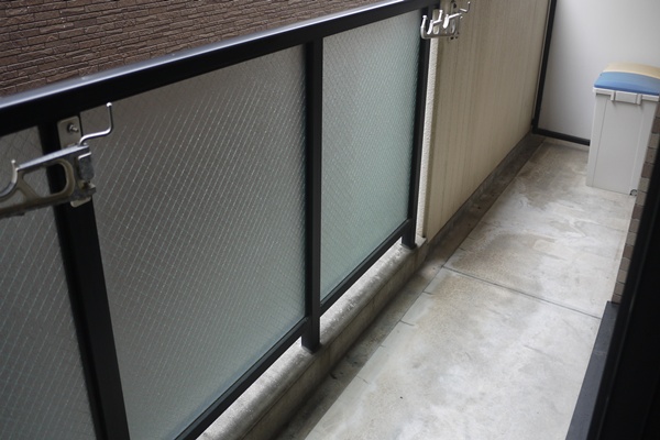 バルコニー　お洗濯にも便利なバルコニー付き