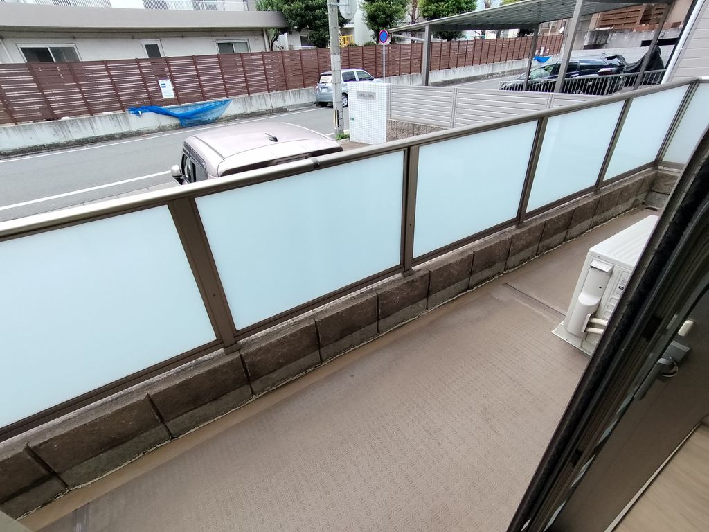 バルコニー　バルコニー