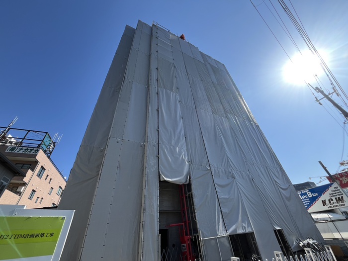 建物外観　建築中