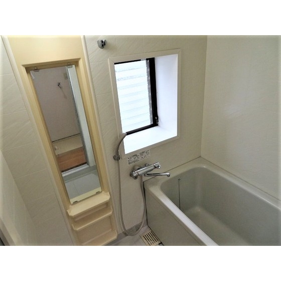 バス・シャワールーム　日々の疲れを癒すお風呂付です