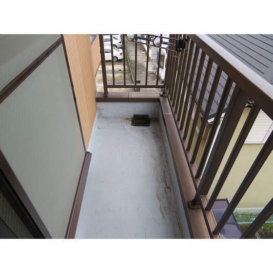 バルコニー　開放的で明るい空間を演出してくれるバルコニーです