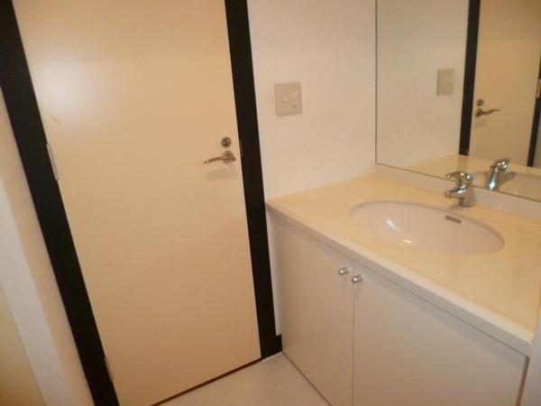 洗面設備　同仕様