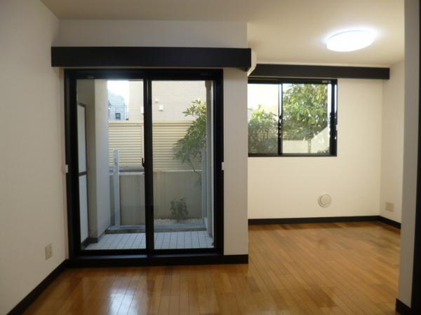 居室・リビング　同仕様