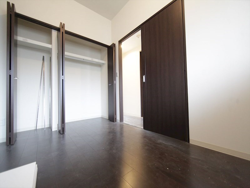 その他部屋・スペース　洋室5.9帖　クローゼット付（収納充実してます）