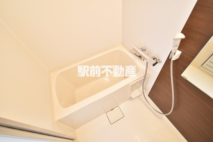 バス・シャワールーム　綺麗な浴室です！