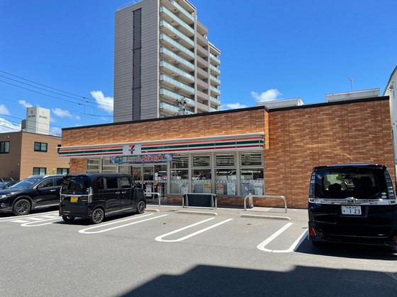 コンビニ　セブンイレブン広島祇園１丁目店（コンビニ）まで508m