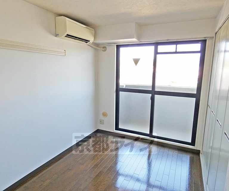 居室・リビング　広々としたお部屋です！